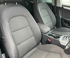 Audi A5 2.0 diesel . Manual . Ultra Model - Image 9/10