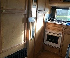 Europa, 2 berth Caravan. - Image 7/10