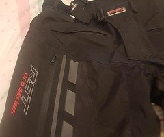 Motorbike clothes - Image 3/5