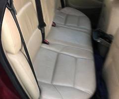 2 liter turbo v70 fast car automatic cruise control cream leather seats - Image 7/7