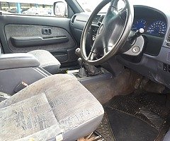 2003 Hilux 2.5 L CREW CAB - CVRT Expired - Price as is E2900