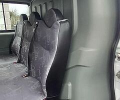 L d v maxus breaking crew cabwith bulkhead