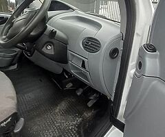L d v maxus breaking crew cabwith bulkhead - Image 8/10