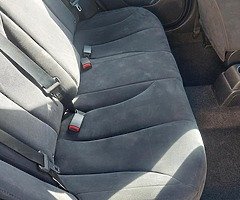 Nissan Tiida - Image 5/8