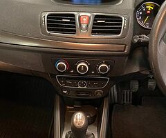 Renault Megane - Image 7/8