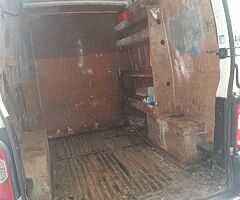 Nissan interstar 07 2.5 new time belt,cluch chit oil ,drive good 6 seats cvrt 07/2022 no tax - Image 9/10