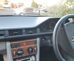 300st 1989 - Image 10/10