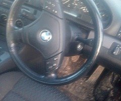 BMW318 field car