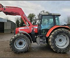 Massey Ferguson 5465