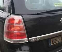 08 opel zafira  1.6 petrol for parts