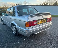 1991 BMW 325i Sport E30