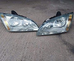 Ford focus 2007 hedlight