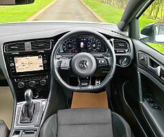 2019 Volkswagen Golf R Mk 7.5 4motion DSG - Image 7/10