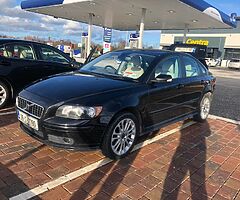 Volvo s40 r design