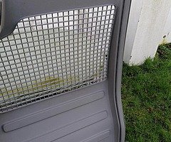 VW Caddy bulkhead