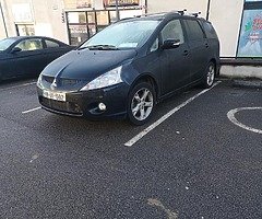 Mitsubishi Grandis