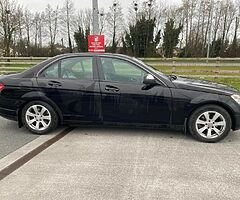 Mercedes c220 - Image 7/7