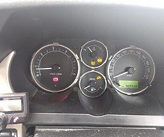 Land Rover - Image 6/10
