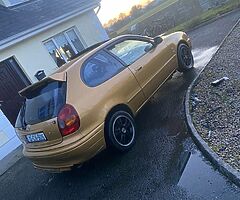 E11 corrola sunroof
