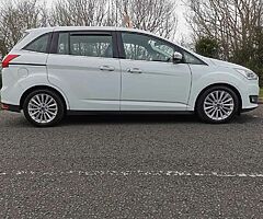 2017 Ford Grand C-Max