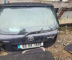 tailgate toyota corolla - Image 3/3