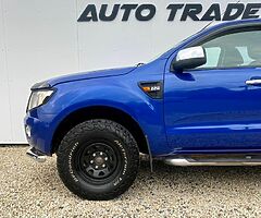 Ford Ranger Crew Cab XLT 4x4 - Image 6/10