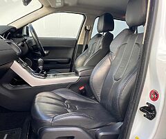 Fuji White Range Rover Evoque - Image 9/10
