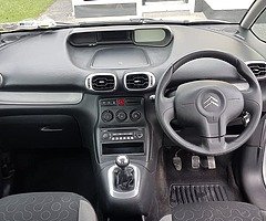 Citroen C3 Picasso - Image 6/9