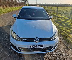 2014 Volkswagen Golf - Image 3/10