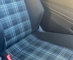 2014 Volkswagen Golf - Image 8/10