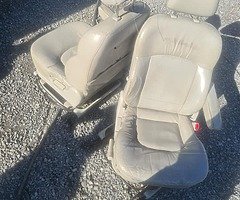 Swivel Seats for Csmper - Image 5/5