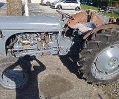 Ferguson 20 starts and drives lots of new parts put in unfinished project don't have the time - Image 8/10