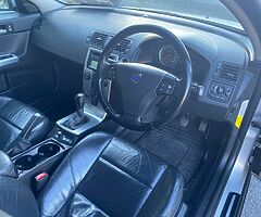 Volvo S40 - Image 8/10