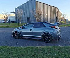 2016 Honda Civic - Image 4/10