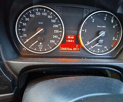 Bmw e90 lci 318d - Image 9/10