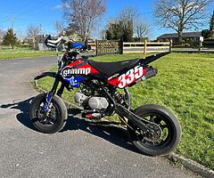 Stomp 140 pit bike