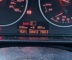 BMW 318 2012 - Image 5/7