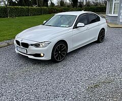 BMW 318 2012 - Image 7/7