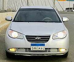 هيونداى الينترا الجمل ٢٠١١ اوتوماتيك عداد ١٣٠ الف رخصه سنه باسمى مرور القوات المسلحه - Image 4/10