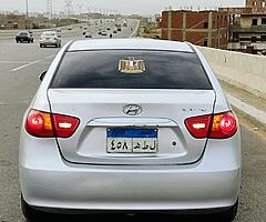 هيونداى الينترا الجمل ٢٠١١ اوتوماتيك عداد ١٣٠ الف رخصه سنه باسمى مرور القوات المسلحه - Image 10/10