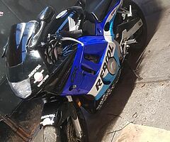 Honda cbr