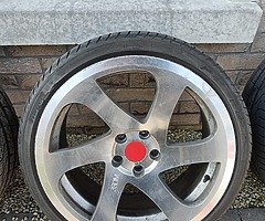 19" 8.5j 3SDM 0.06 alloys 5x112