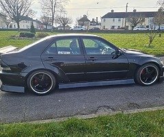 LEXUS IS200 - Image 6/10