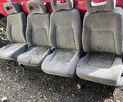 Mitsubishi pajero mk2 seats
