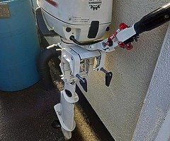 4-stroke  outboard  Johnson-4 hp