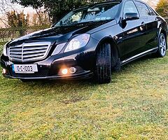 MERCEDES E200 - Image 3/10