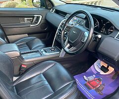 2016 Land Rover Discovery Sport - Image 6/10