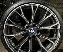 699M style 19 inch alloy wheels 5x120