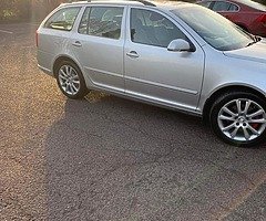 Scoda octavia VRS 2.0 TDI NCT 10/10/2022 tax 04 /2022 - Image 6/8
