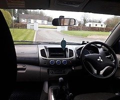 Mitsubishi L200 - Image 4/8